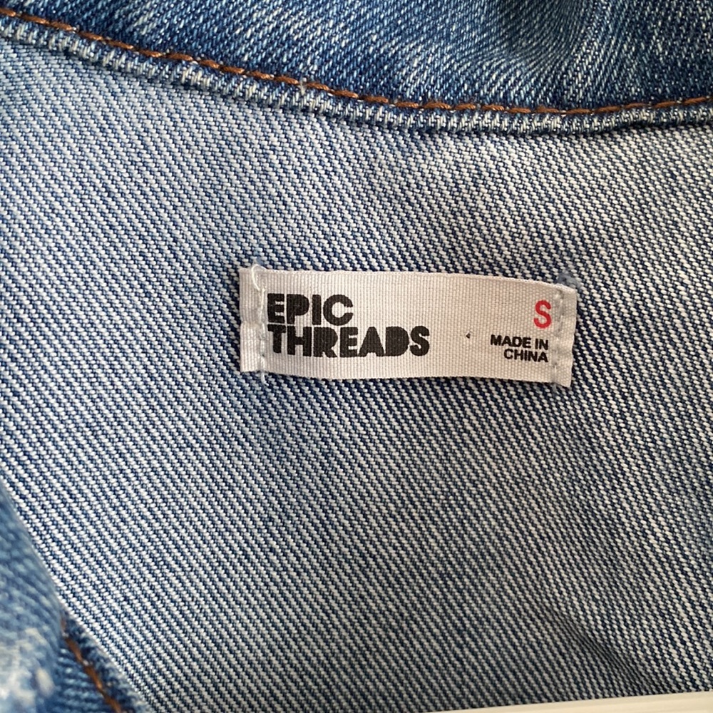 Epic Threads Jean Jacket 🌺 - Picture 3 of 7